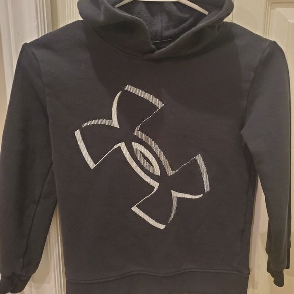 Under Armour | Kid size 6 | hoodie - Picture 1 of 3